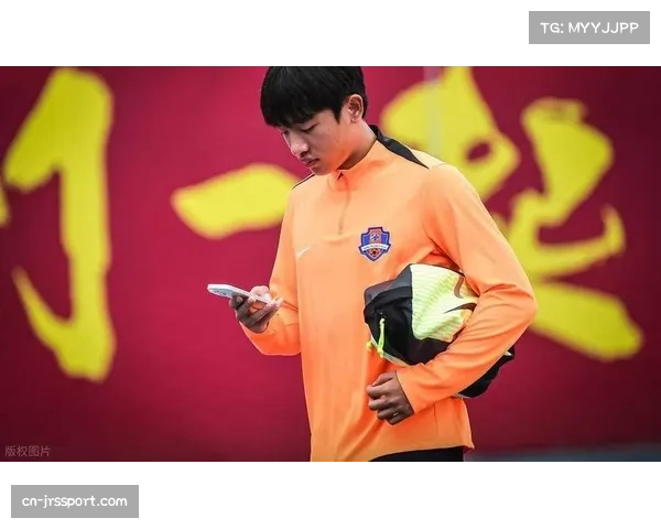 中国球员魏祥鑫加盟欧塞尔，亚洲市场关注度提升