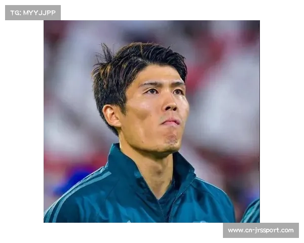 富安健洋加盟阿贾克斯：签约半年短约，膝盖伤愈后寻求新生